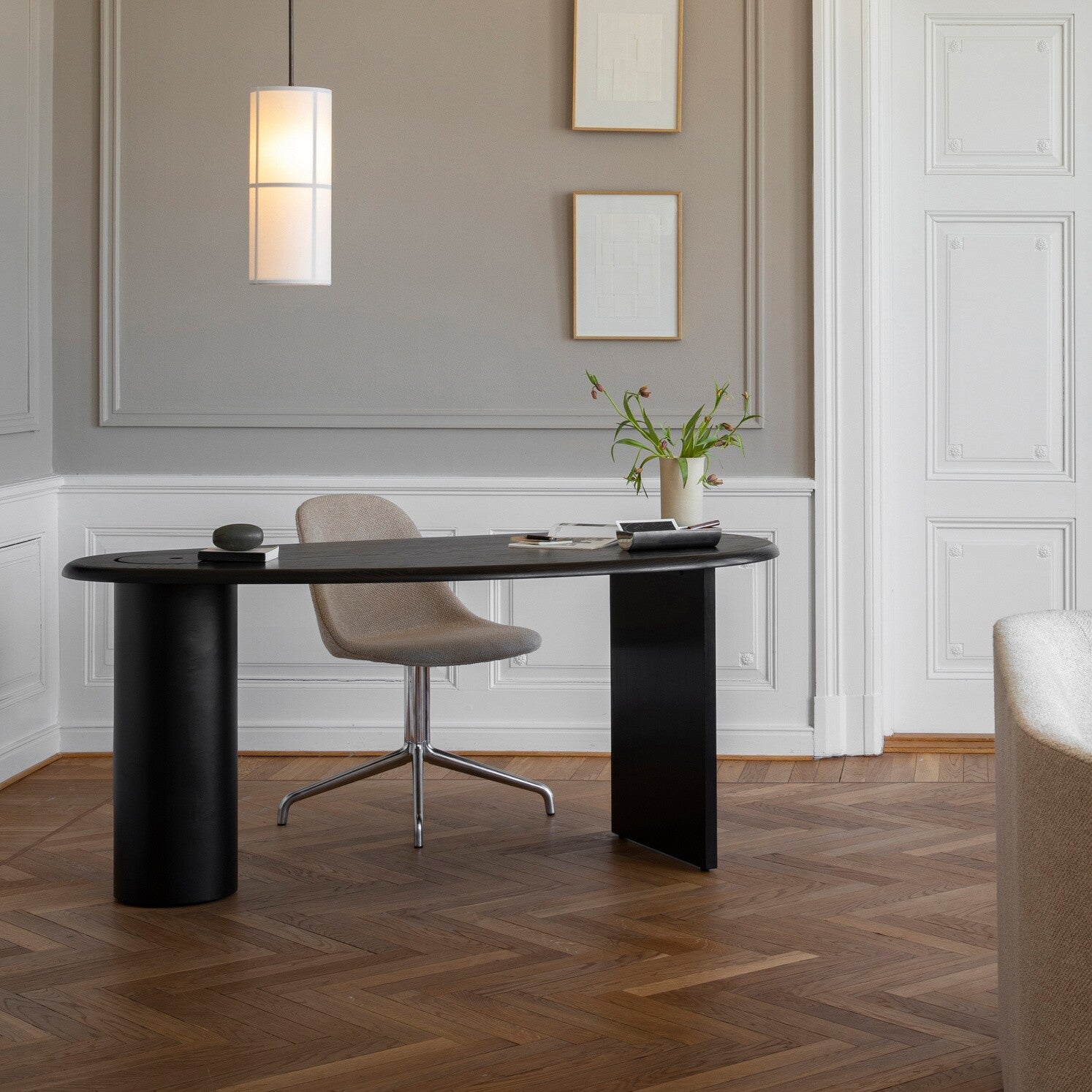 Jaxen Desk