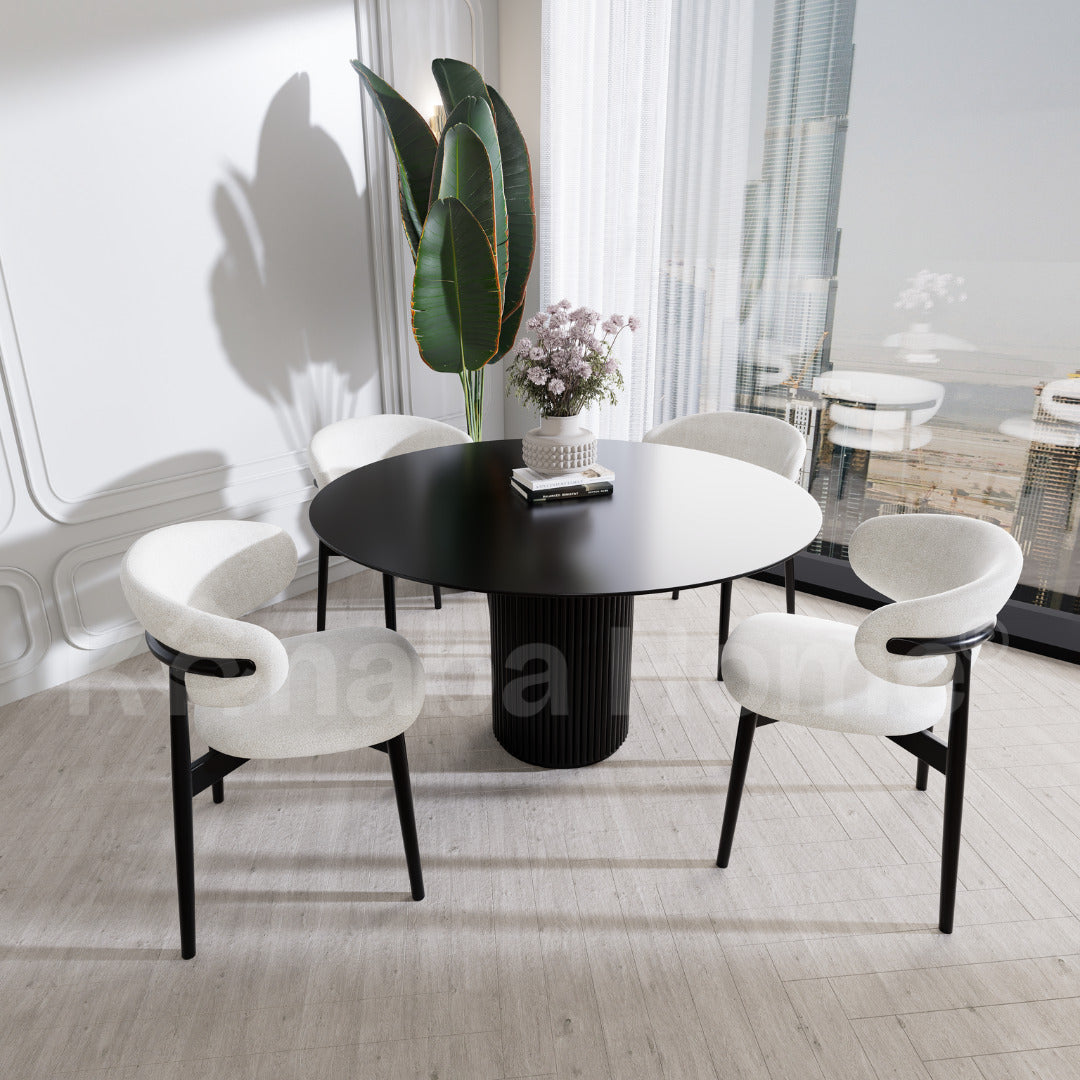Aki Dining Set