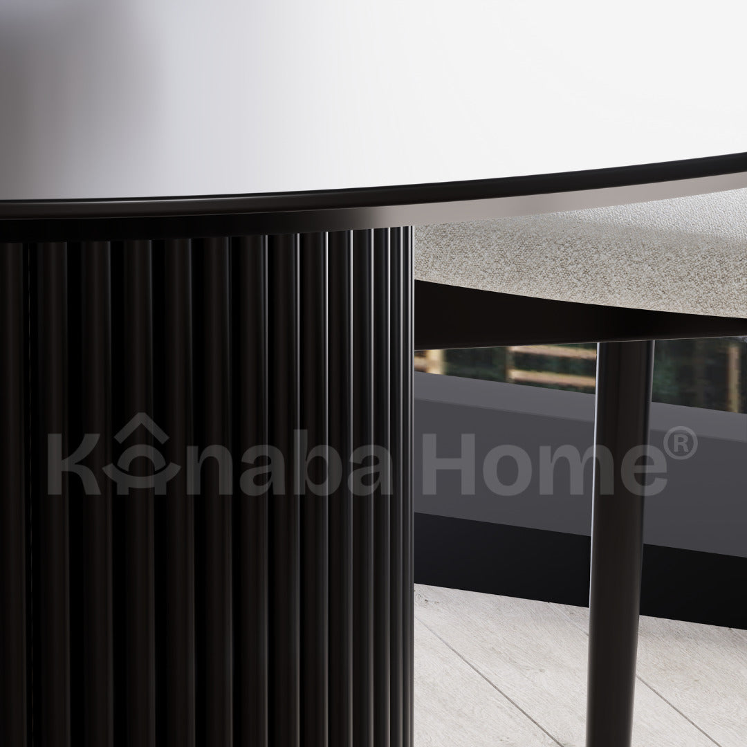 Aki Dining Set