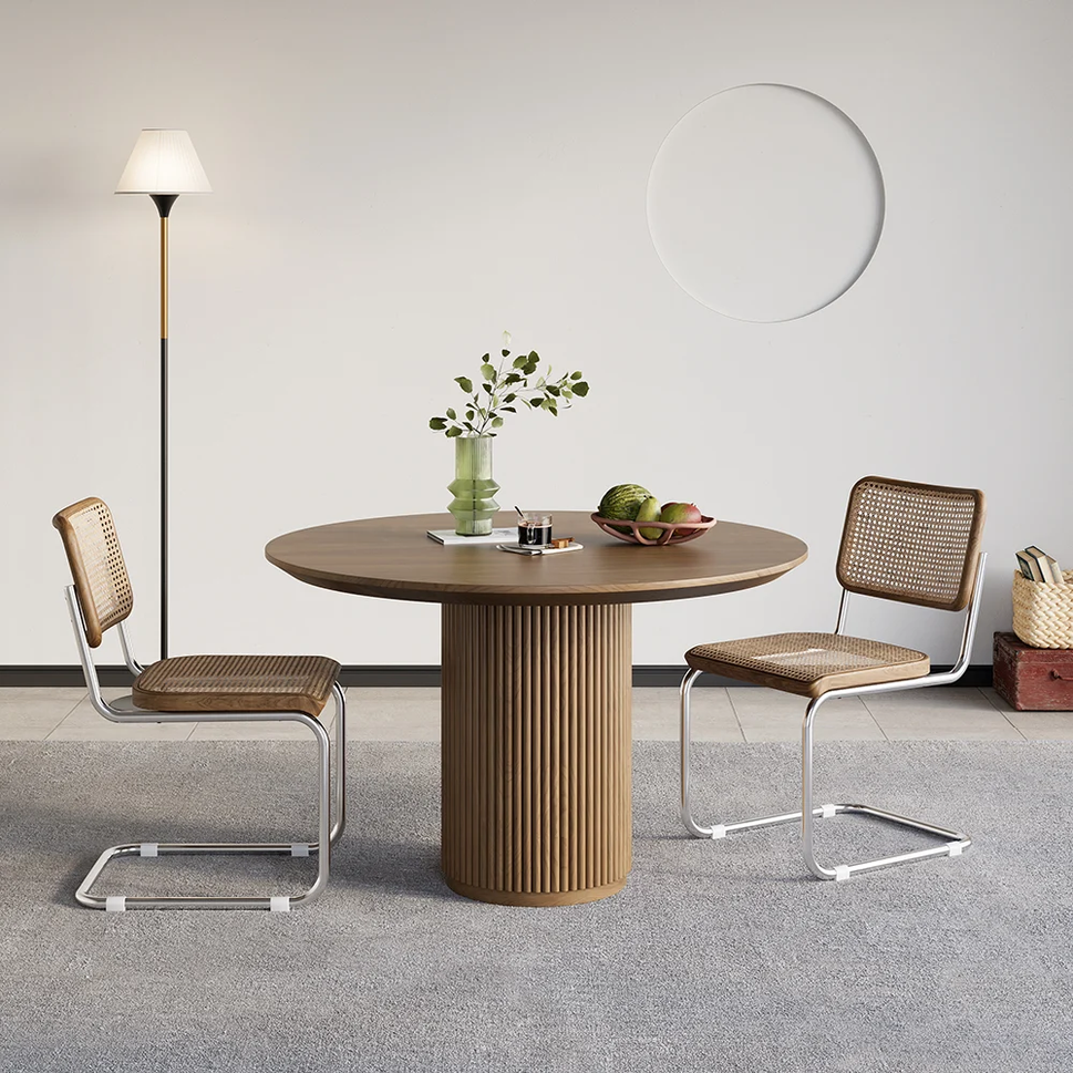 Edith Dining TableDia 120 x H 75 cm / Walnut