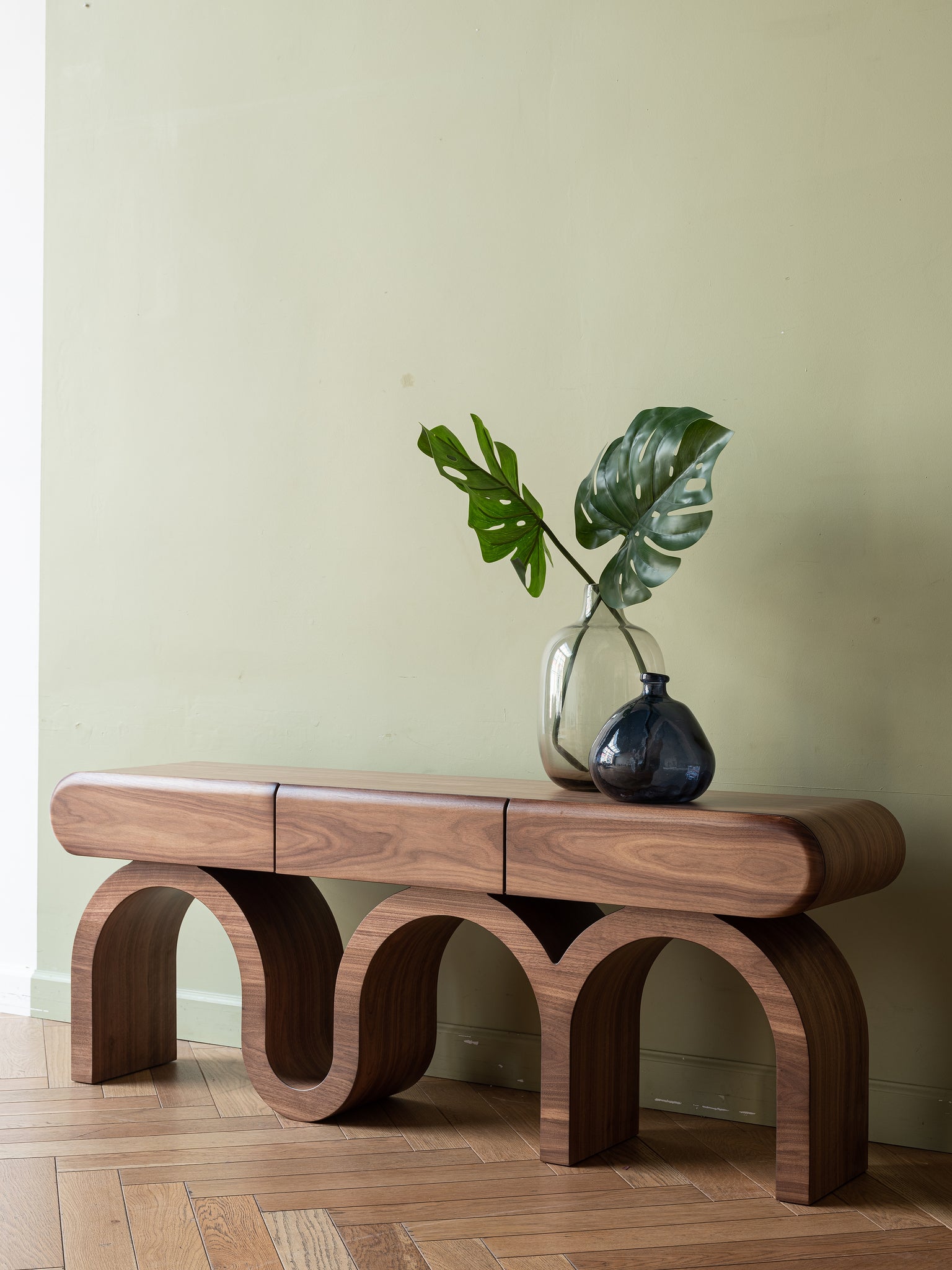 Rory Console Table / 140W x 70H x 40D cm