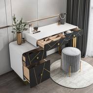 Lara Makeup Vanity