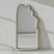 Belia Mirror