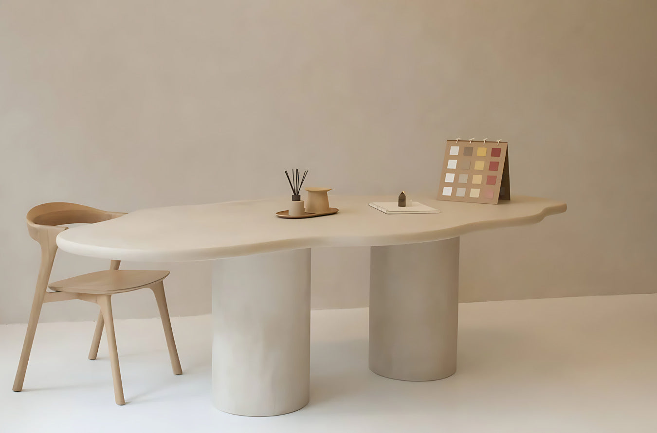 Ola Dining Table