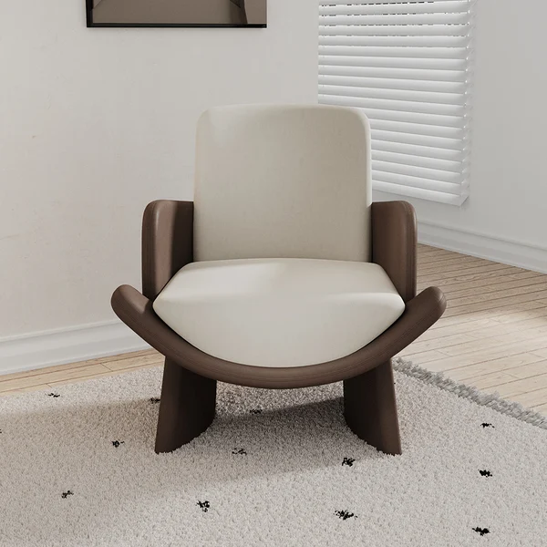 Lissa Lounge Chair / 81 W x 85 D x 82.5 H