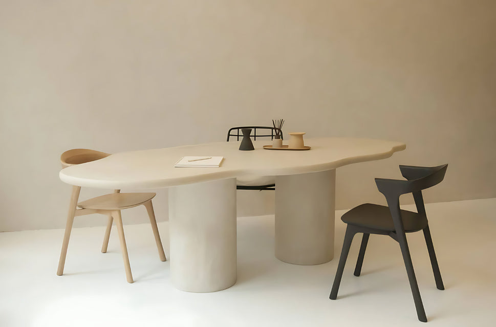 Ola Dining Table