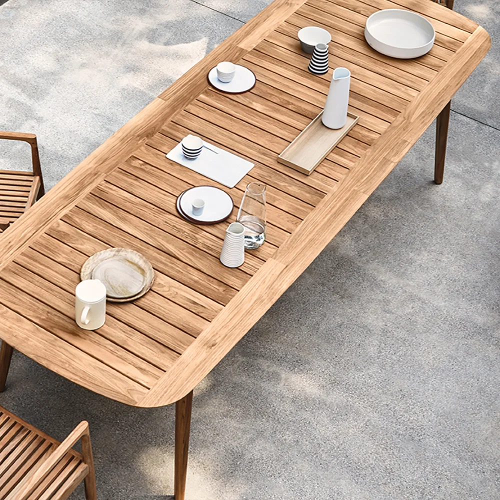 Isla Outdoor Dining Set