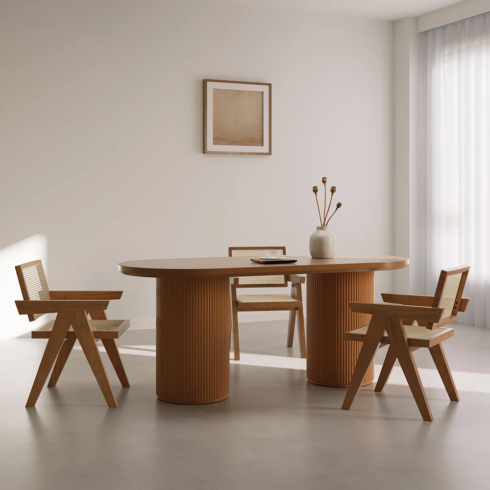 Kio Dining Table