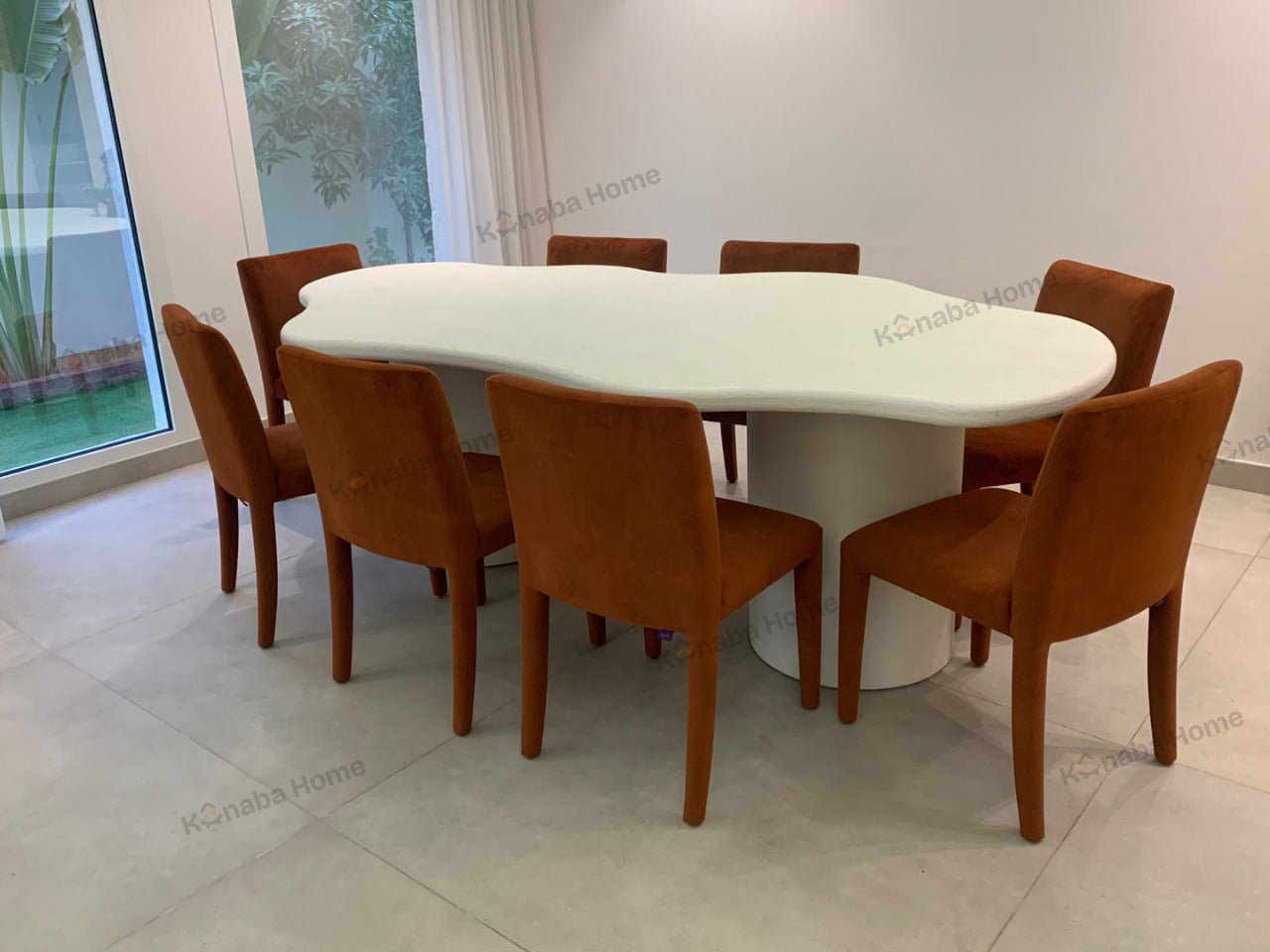 Ola Dining Table