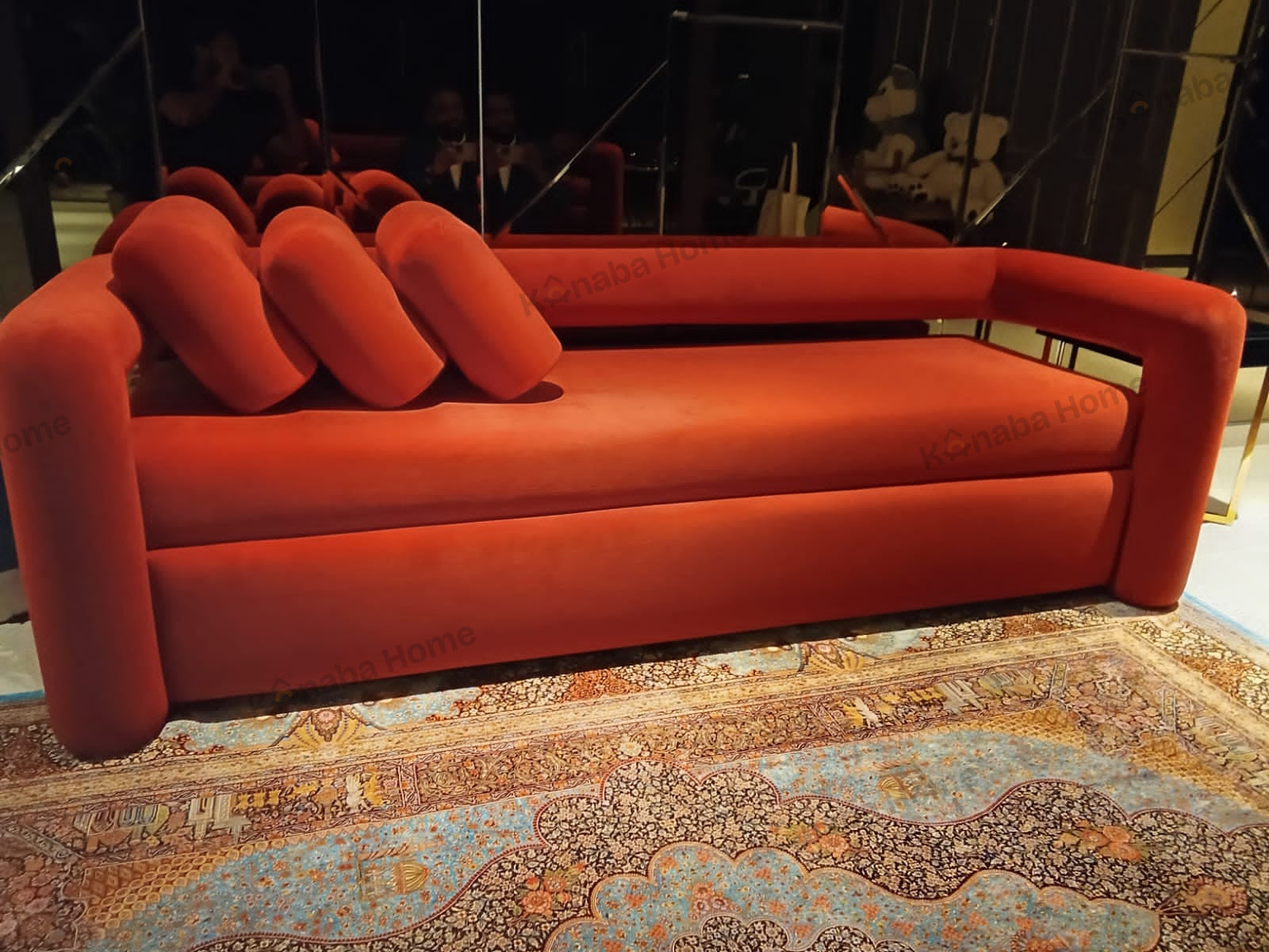 Petra Sofa