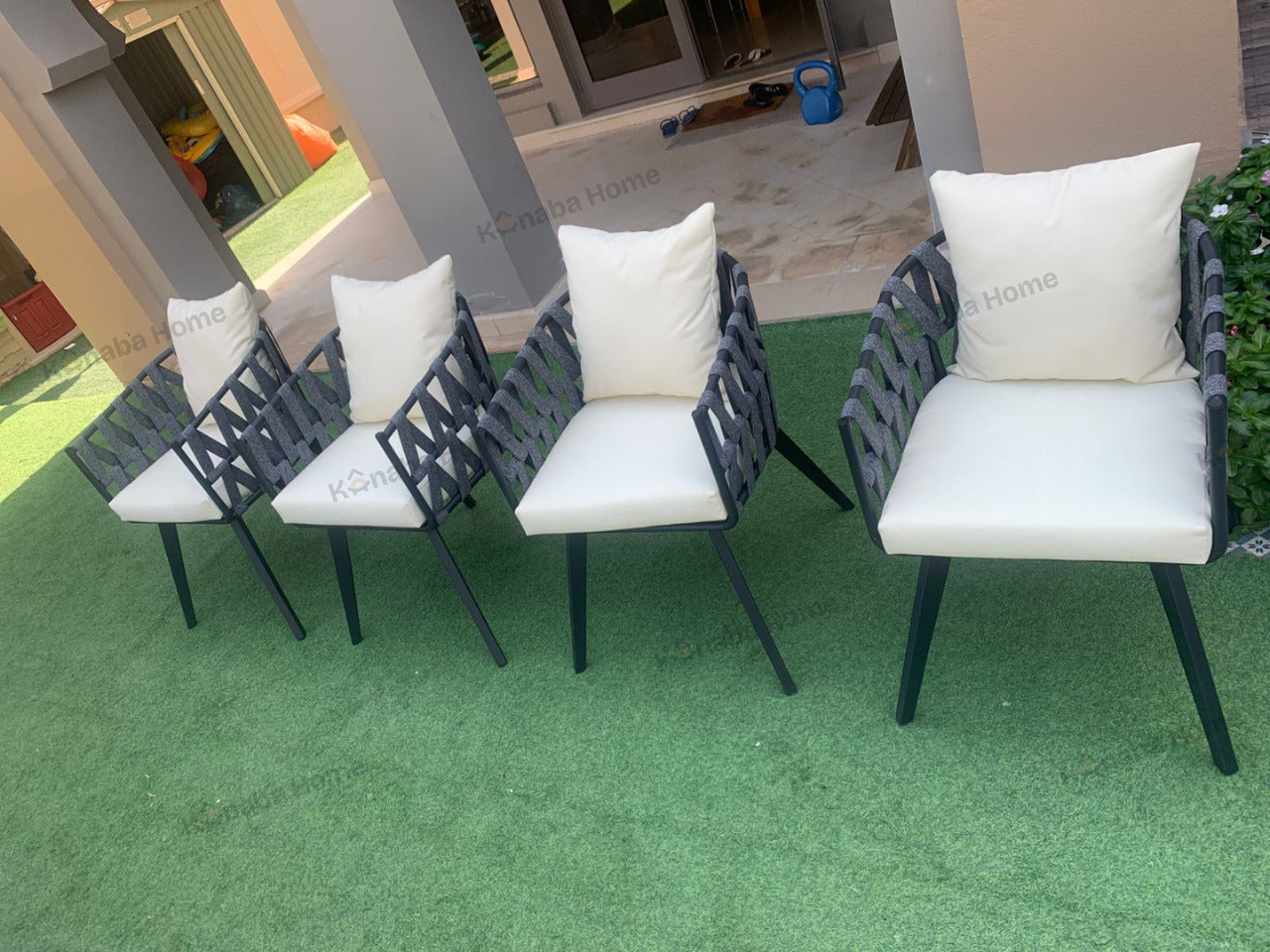 Solon Outdoor Dining Set