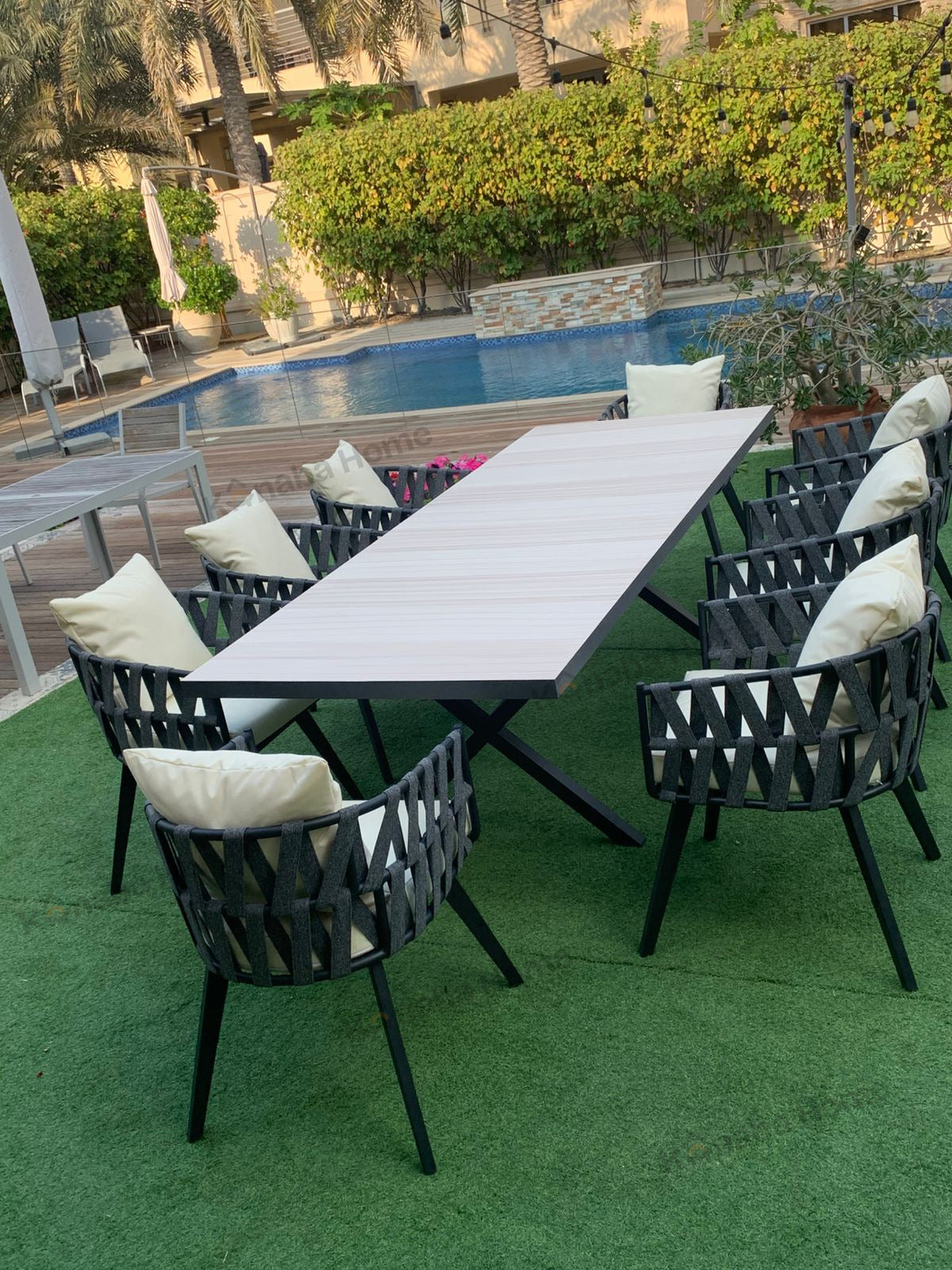 Solon Outdoor Dining Set