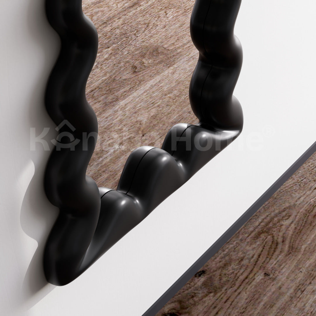 Spike Mirror