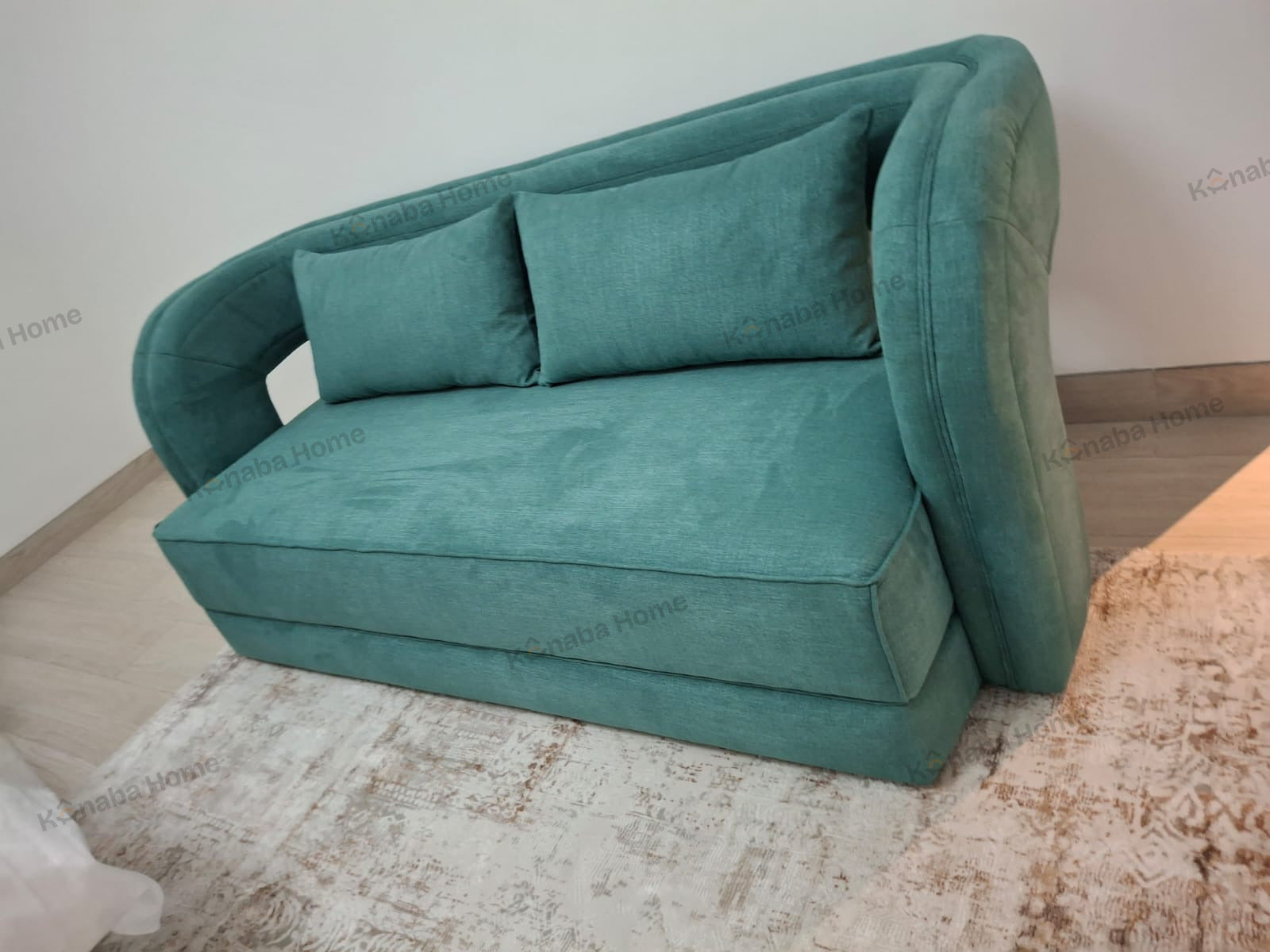 Ise Sofa