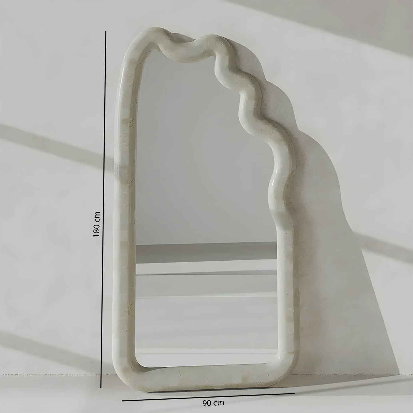 Belia Mirror